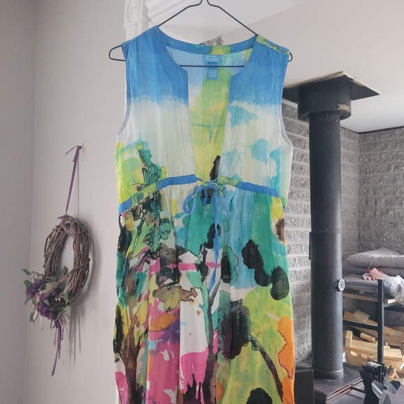 Colorful Sleeveless Dress - Picture 2 of 7